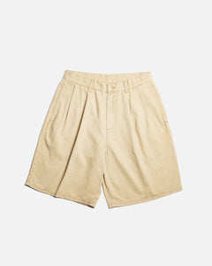 Universal Overall 2 Tuck Shorts Beige